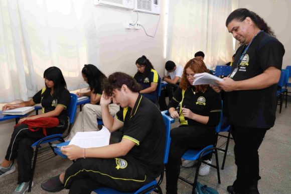 Mais de 45 mil alunos da rede estadual do Amazonas realizam o Enem no domingo - WhatsApp Image 2024 10 31 at 10.06.27 1024x682 1