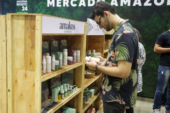 Sedecti destaca importância de ciência e inovação na Expo Amazônia Bio&TIC 2024 - SEDECTI ExpoAmazonia Serafim BrunoLeao 2 1024x683 1